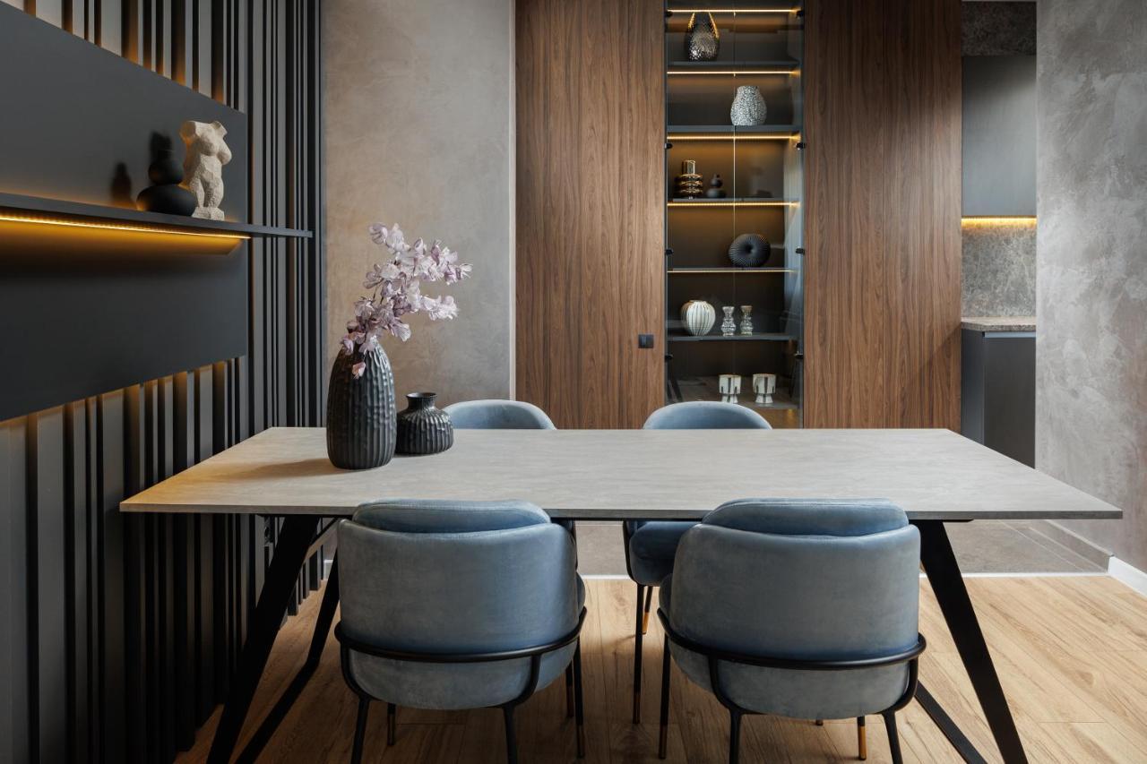 Mandala Designer Apartments With Free Private Parking, Near Mall Coresi 布拉索夫 外观 照片