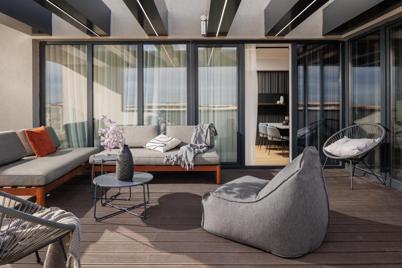 Mandala Designer Apartments With Free Private Parking, Near Mall Coresi 布拉索夫 外观 照片