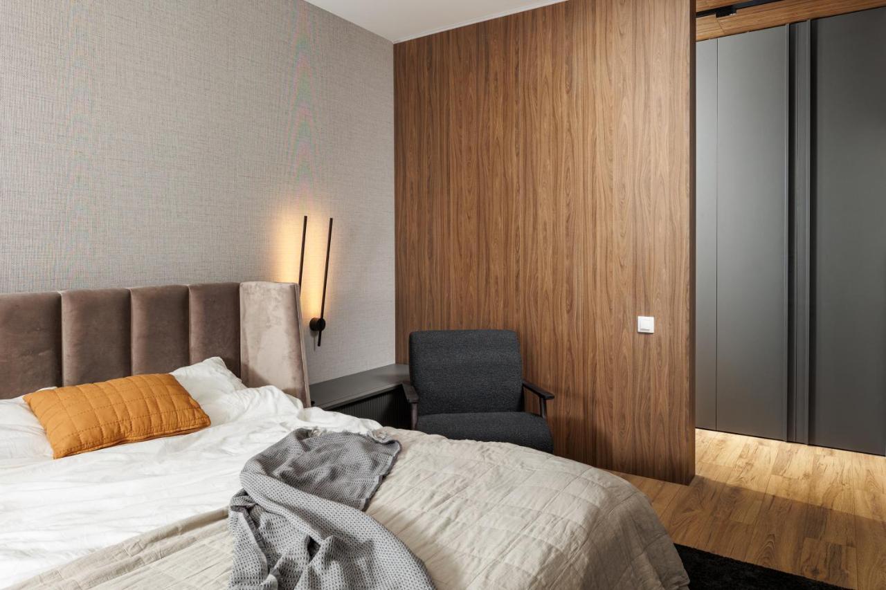 Mandala Designer Apartments With Free Private Parking, Near Mall Coresi 布拉索夫 外观 照片