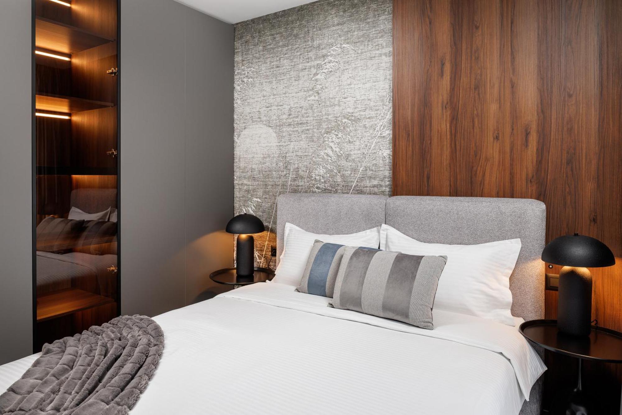 Mandala Designer Apartments With Free Private Parking, Near Mall Coresi 布拉索夫 外观 照片