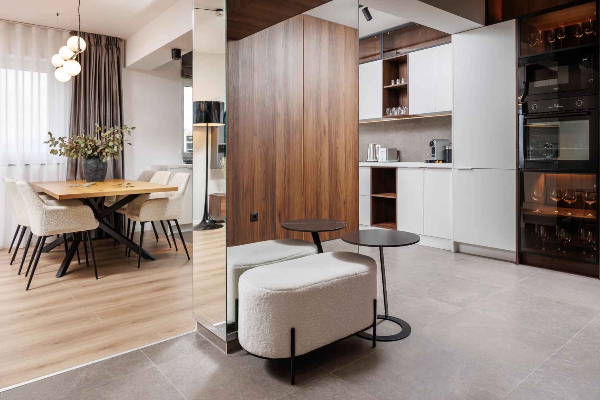 Mandala Designer Apartments With Free Private Parking, Near Mall Coresi 布拉索夫 外观 照片