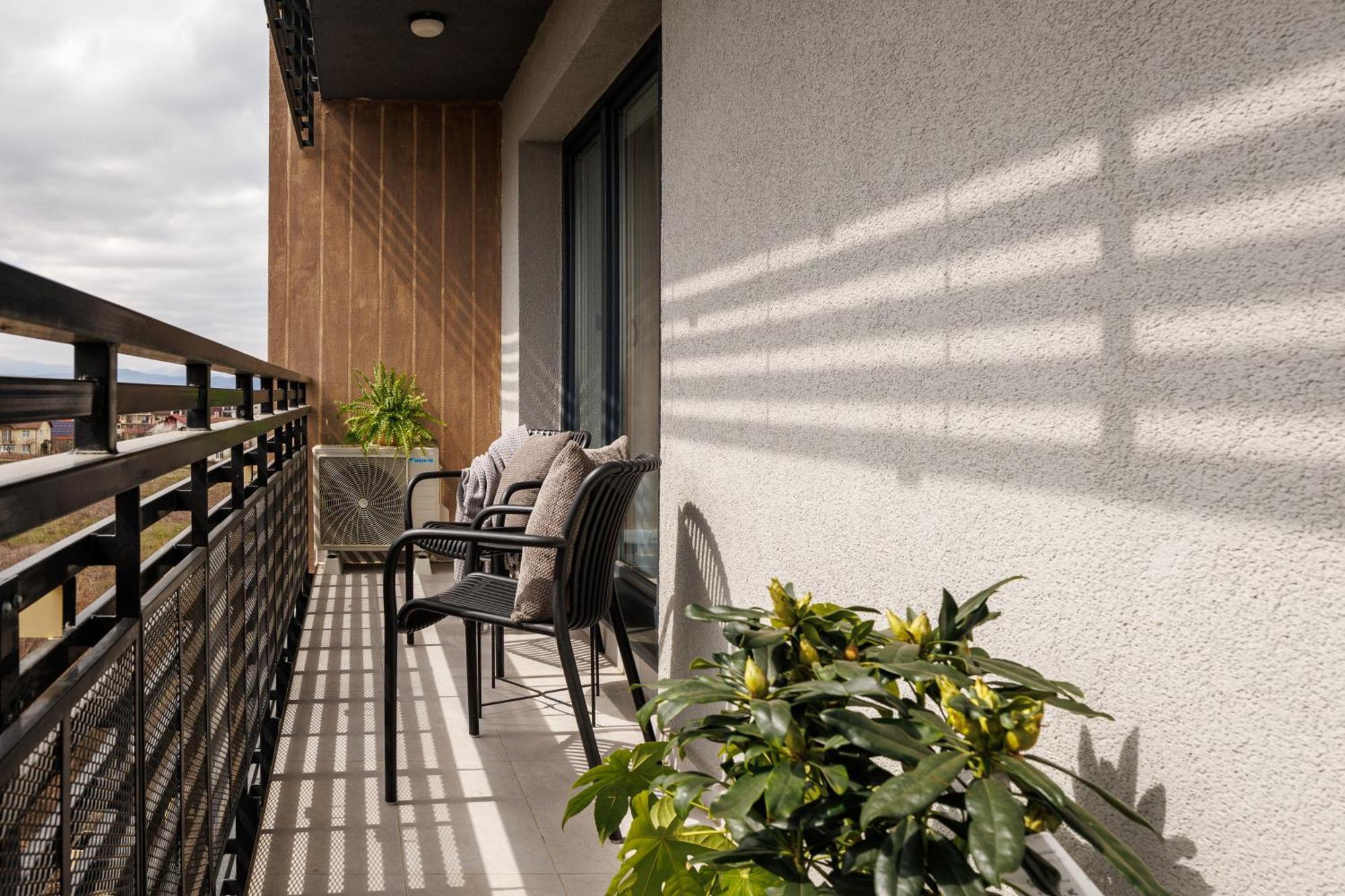 Mandala Designer Apartments With Free Private Parking, Near Mall Coresi 布拉索夫 外观 照片